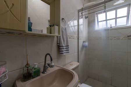 Casa à venda com 150m², 3 quartos e 2 vagas Casa à venda com 150m², 3 quartos e 2 vagasBanheiro Suíte