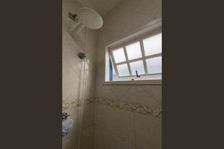 Casa à venda com 150m², 3 quartos e 2 vagas Casa à venda com 150m², 3 quartos e 2 vagasBanheiro Suíte