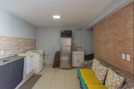 Casa à venda com 142m², 3 quartos e 2 vagas Casa à venda com 142m², 3 quartos e 2 vagasÁrea de Serviço