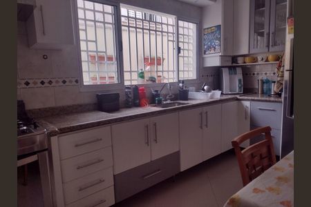 Casa à venda com 280m², 3 quartos e 9 vagas