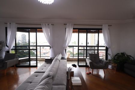 Apartamento à venda com 205m², 4 quartos e 2 vagasSala