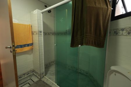 Apartamento à venda com 205m², 4 quartos e 2 vagasBanheiro da Suíte 2