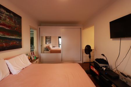 Apartamento à venda com 205m², 4 quartos e 2 vagasQuarto 2 - Suíte