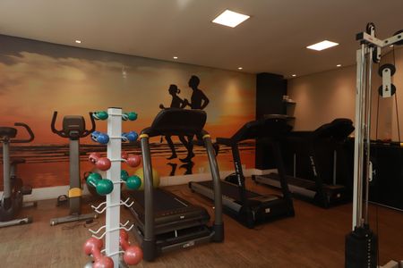 Apartamento à venda com 205m², 4 quartos e 2 vagasÁrea comum - Academia