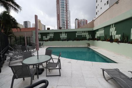 Apartamento à venda com 205m², 4 quartos e 2 vagasÁrea comum - Piscina