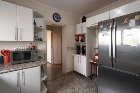 Apartamento à venda com 205m², 4 quartos e 2 vagasCozinha