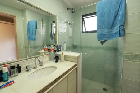 Apartamento à venda com 205m², 4 quartos e 2 vagasBanheiro da Suíte 3