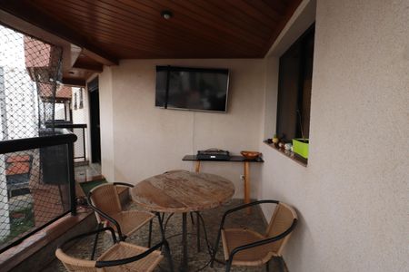 Apartamento à venda com 205m², 4 quartos e 2 vagasSacada