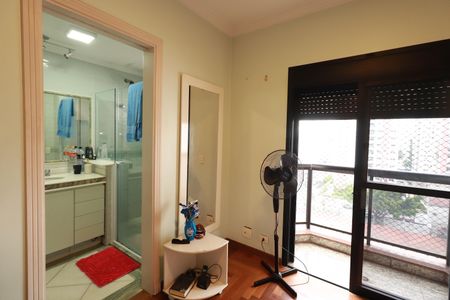 Apartamento à venda com 205m², 4 quartos e 2 vagasQuarto 3 - Suíte