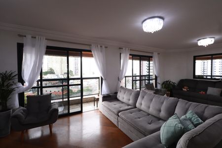 Apartamento à venda com 205m², 4 quartos e 2 vagasSala