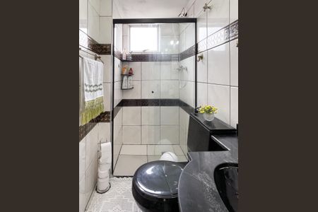 Apartamento à venda com 56m², 2 quartos e 1 vaga Apartamento à venda com 56m², 2 quartos e 1 vagaBanheiro Social