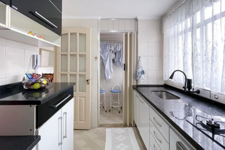 Apartamento à venda com 56m², 2 quartos e 1 vaga Apartamento à venda com 56m², 2 quartos e 1 vagaCozinha