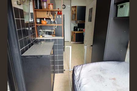 Apartamento à venda com 77m², 2 quartos e 1 vaga