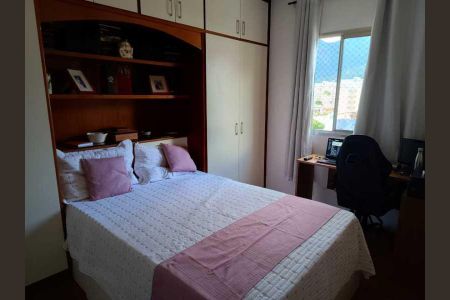 Apartamento à venda com 77m², 2 quartos e 1 vaga