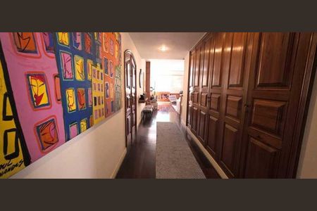 Apartamento à venda com 177m², 4 quartos e 2 vagas