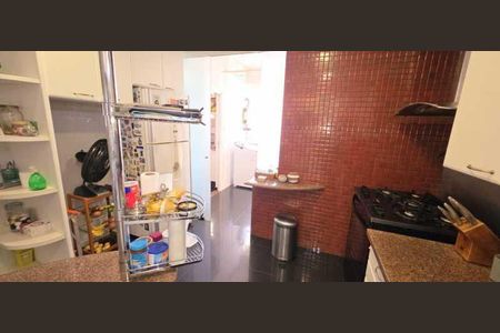 Apartamento à venda com 177m², 4 quartos e 2 vagas