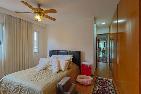 Apartamento à venda com 168m², 4 quartos e 3 vagas Suíte 2