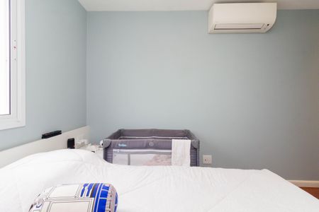 Apartamento à venda com 164m², 3 quartos e 3 vagas Apartamento à venda com 164m², 3 quartos e 3 vagasQuarto 2