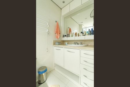 Apartamento à venda com 106m², 3 quartos e 1 vagaBanheiro da Suíte