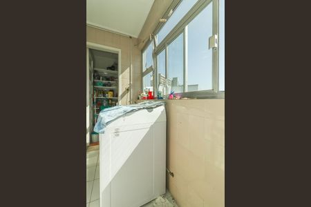 Apartamento à venda com 106m², 3 quartos e 1 vagaÁrea de Serviço