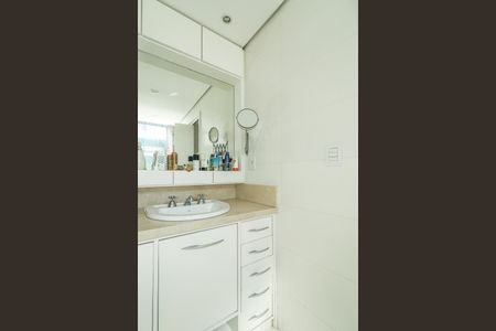 Apartamento à venda com 106m², 3 quartos e 1 vagaBanheiro da Suíte