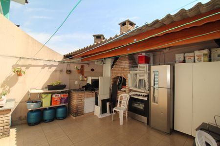 Casa à venda com 145m², 3 quartos e 4 vagasQuintal