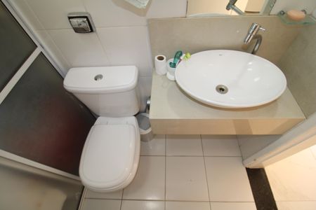 Casa à venda com 145m², 3 quartos e 4 vagasÁrea de Serviço - Banheiro