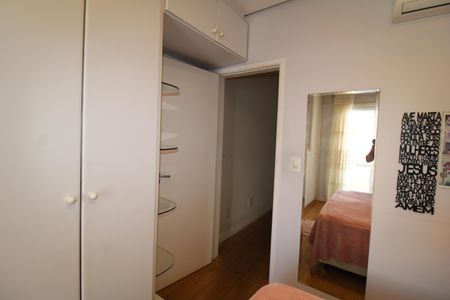 Casa à venda com 145m², 3 quartos e 4 vagasQuarto 