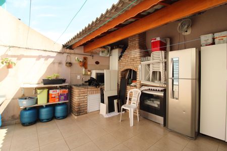 Casa à venda com 145m², 3 quartos e 4 vagasQuintal