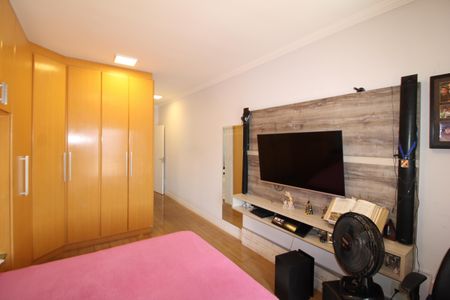 Casa à venda com 145m², 3 quartos e 4 vagasSuite 1