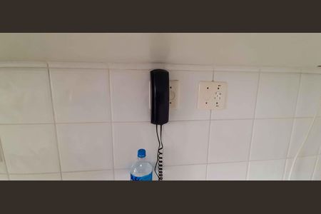 Apartamento à venda com 213m², 5 quartos e 6 vagas Apartamento à venda com 213m², 5 quartos e 6 vagasInterfone