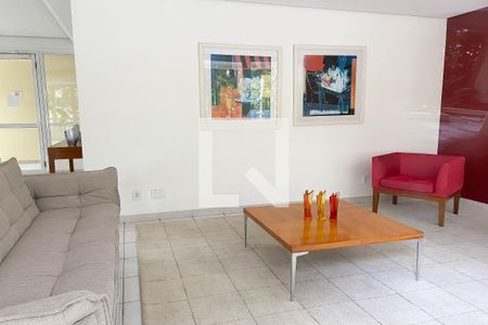 Apartamento à venda com 213m², 5 quartos e 6 vagas Apartamento à venda com 213m², 5 quartos e 6 vagasHall de Entrada