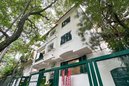 Apartamento à venda com 58m², 1 quarto e sem vaga Apartamento à venda com 58m², 1 quarto e sem vagaFachada