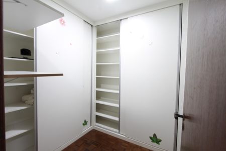 Apartamento à venda com 94m², 3 quartos e 1 vagaDCE