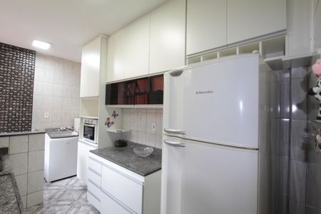 Apartamento à venda com 94m², 3 quartos e 1 vagaCozinha e Área de Serviço