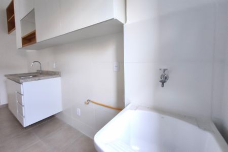 Apartamento à venda com 99m², 2 quartos e 1 vaga Apartamento à venda com 99m², 2 quartos e 1 vagaÁrea de Serviço