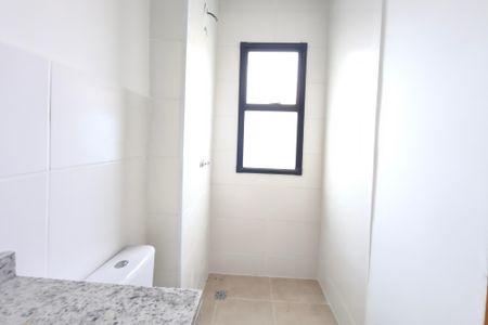 Apartamento à venda com 99m², 2 quartos e 1 vaga Apartamento à venda com 99m², 2 quartos e 1 vagaBanheiro Suíte