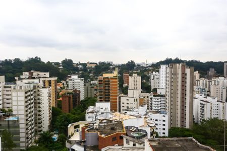 Apartamento à venda com 325m², 4 quartos e 5 vagas Apartamento à venda com 325m², 4 quartos e 5 vagasSuíte 3 vista