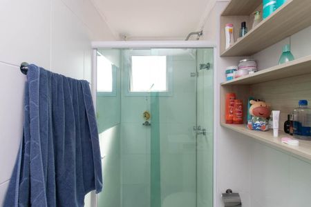 Apartamento à venda com 61m², 2 quartos e 2 vagas Apartamento à venda com 61m², 2 quartos e 2 vagasBanheiro da Suíte
