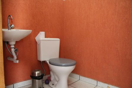 Casa à venda com 125m², 2 quartos e 2 vagasLavabo 