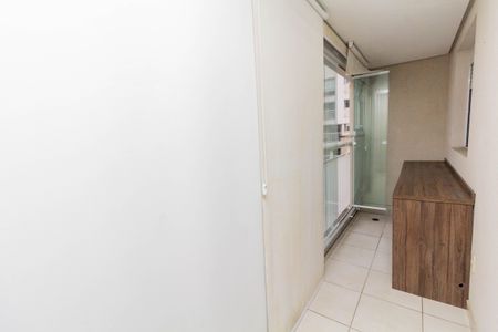 Apartamento à venda com 56m², 2 quartos e 1 vagaVaranda