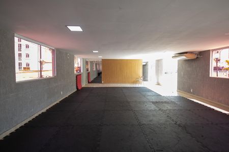 Apartamento para alugar com 60m², 2 quartos e 1 vaga Apartamento para alugar com 60m², 2 quartos e 1 vagaÁrea comum - Salão de festas