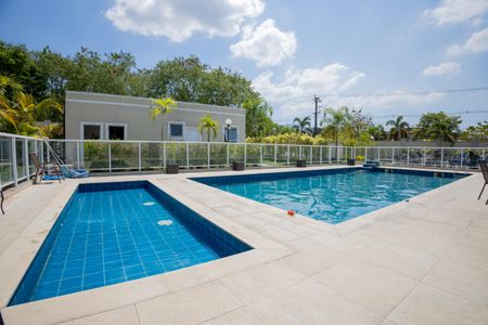 Apartamento para alugar com 60m², 2 quartos e 1 vaga Apartamento para alugar com 60m², 2 quartos e 1 vagaÁrea comum - Piscina