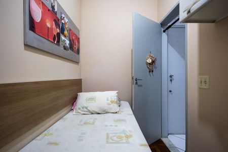 Apartamento à venda com 119m², 3 quartos e 1 vaga Apartamento à venda com 119m², 3 quartos e 1 vagaQuarto de Serviço
