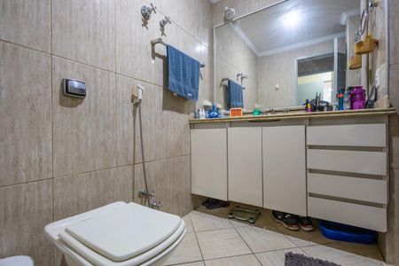 Apartamento à venda com 119m², 3 quartos e 1 vaga Apartamento à venda com 119m², 3 quartos e 1 vagaBanheiro Suite