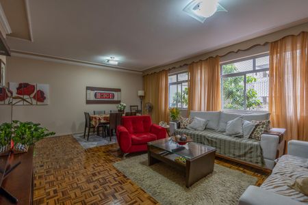 Apartamento à venda com 119m², 3 quartos e 1 vaga Apartamento à venda com 119m², 3 quartos e 1 vagaSala