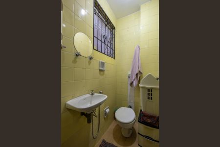 Apartamento à venda com 119m², 3 quartos e 1 vaga Apartamento à venda com 119m², 3 quartos e 1 vagaBanheiro de Serviço