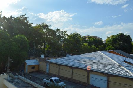 Casa de condomínio à venda com 243m², 4 quartos e 3 vagas Casa de condomínio à venda com 243m², 4 quartos e 3 vagasVista da Varanda