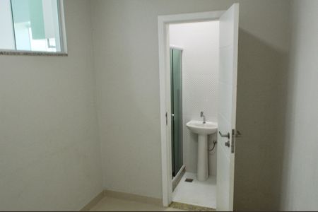 Casa de condomínio à venda com 243m², 4 quartos e 3 vagas Casa de condomínio à venda com 243m², 4 quartos e 3 vagasQuarto de Serviço