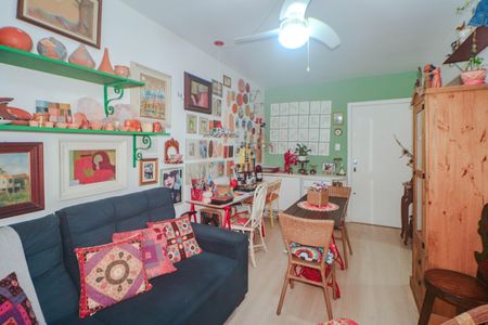 Apartamento à venda com 39m², 1 quarto e sem vaga Apartamento à venda com 39m², 1 quarto e sem vagaSala